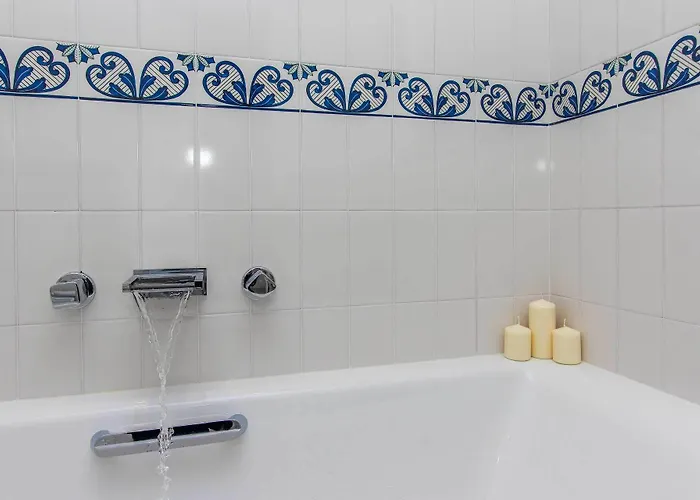 Diecisedici Vendégház 4*