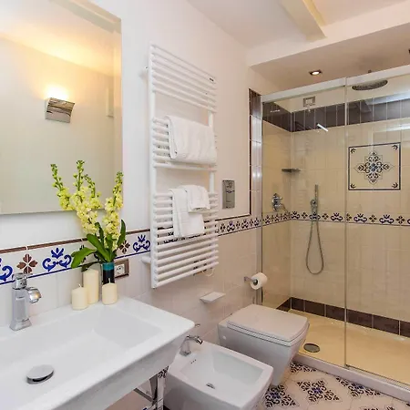 Diecisedici 4* Amalfi