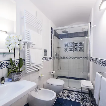 ディエチセディチ アマルフィ