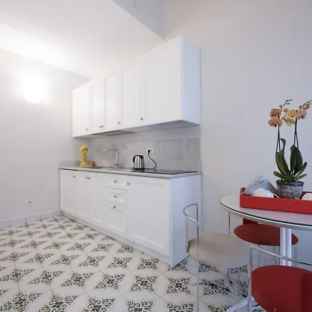 ディエチセディチ アマルフィ