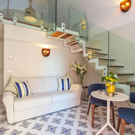 Diecisedici Guest house Amalfi