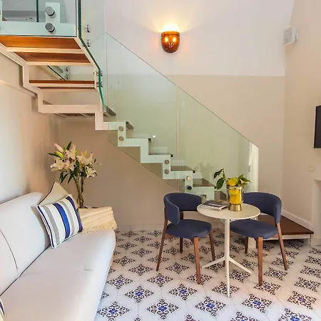 Diecisedici Guest house Amalfi