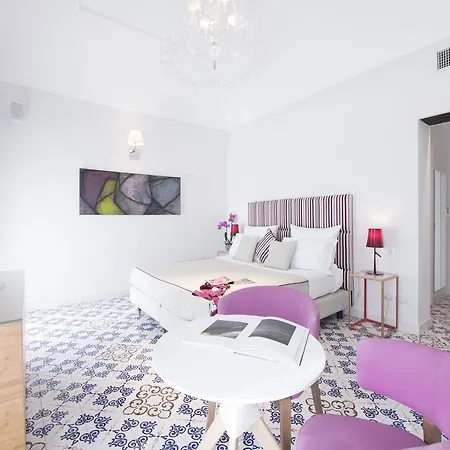 Guest house Diecisedici