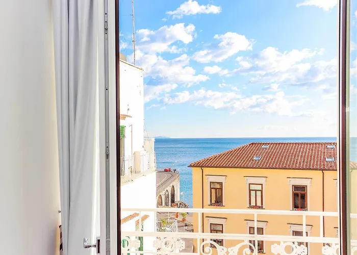 Diecisedici بيت ضيافة 4*